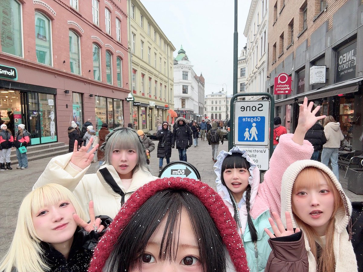 このあと配信あるよっ！💖💚 たのし〜ぜん君。ちゃんを みてみてのっ👀✨🌈