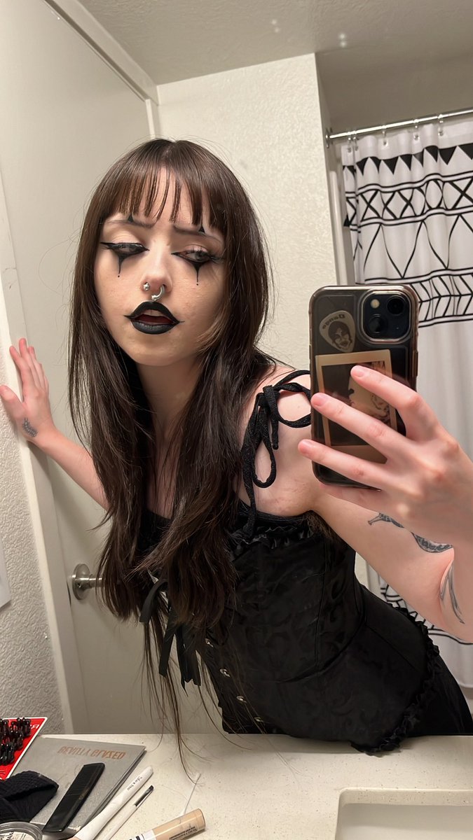 yrfavevamps's tweet photo. not new to nsfwtwt // looking for moots!!

✭ 21 • he/him

✭ weirdo freak girlboy

✭ <𝟑 .ᐟ ↻ for moots

#nsfw #mutuals https://t.co/hZxXSoEXvs