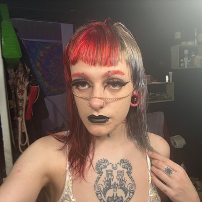 grenalean's tweet photo. #NouvellePhotoDeProfil https://t.co/CUiKFOwBIu