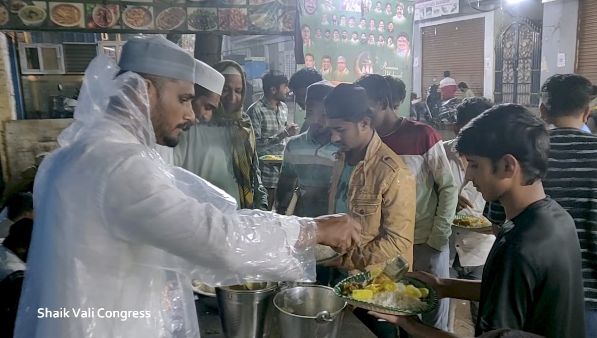 ✨ On the Auspicious Occasions of Holy Month of Ramzan-2026 ✨

Day 6 of the Saheri Programme was successfully completed at NRR Puram, Site-1 near Kaman, Borabanda organised <a href="/Babafasiuddin/">Baba Fasiuddin</a>
#Ramzan2026 #Saheri