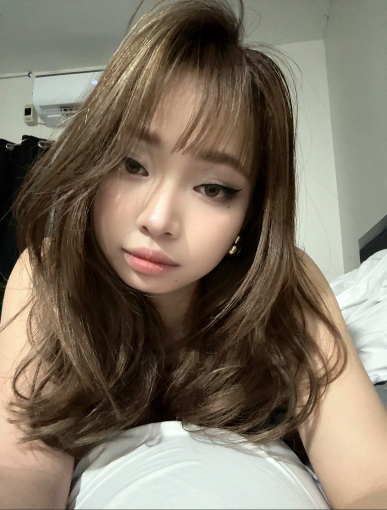 sixy (@ak47defect) on Twitter photo 