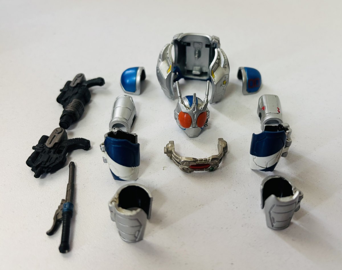 本日の戦利品、装着変身の仮面ライダーG3マイルド。 最初、普通のG3だ
