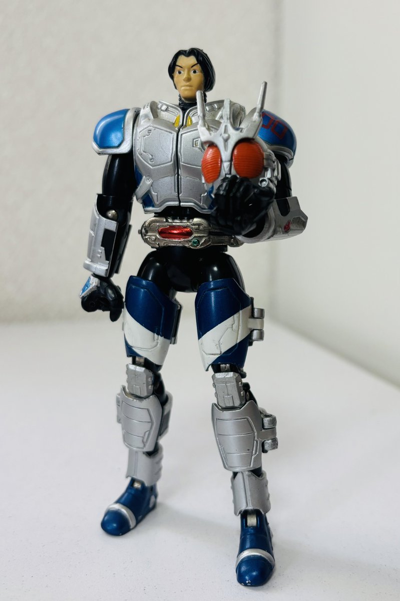 本日の戦利品、装着変身の仮面ライダーG3マイルド。 最初、普通のG3だ