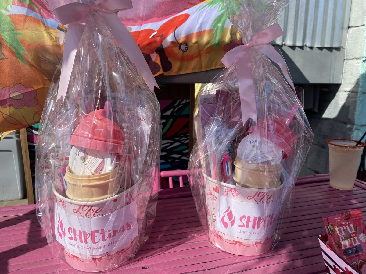 What an incredible afternoon of connection, conversation, and comunidad! 
Thank you to everyone who joined us for Galentine Sips and helped create such an intentional, welcoming space for Latinas and allies in tech and STEM to come together.
Until the next one… ¡Salud!