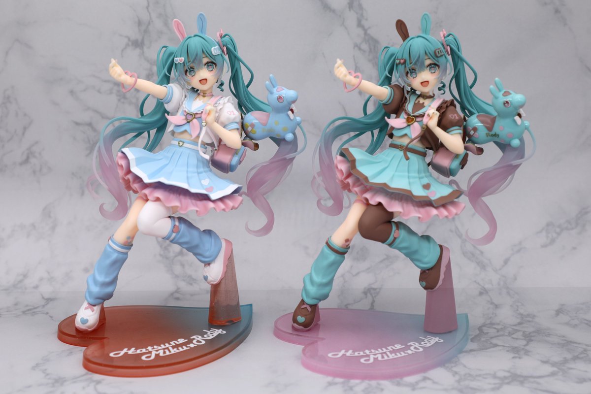 先日から各店舗様にて登場しております「初音ミク×RODY タイトーくじ