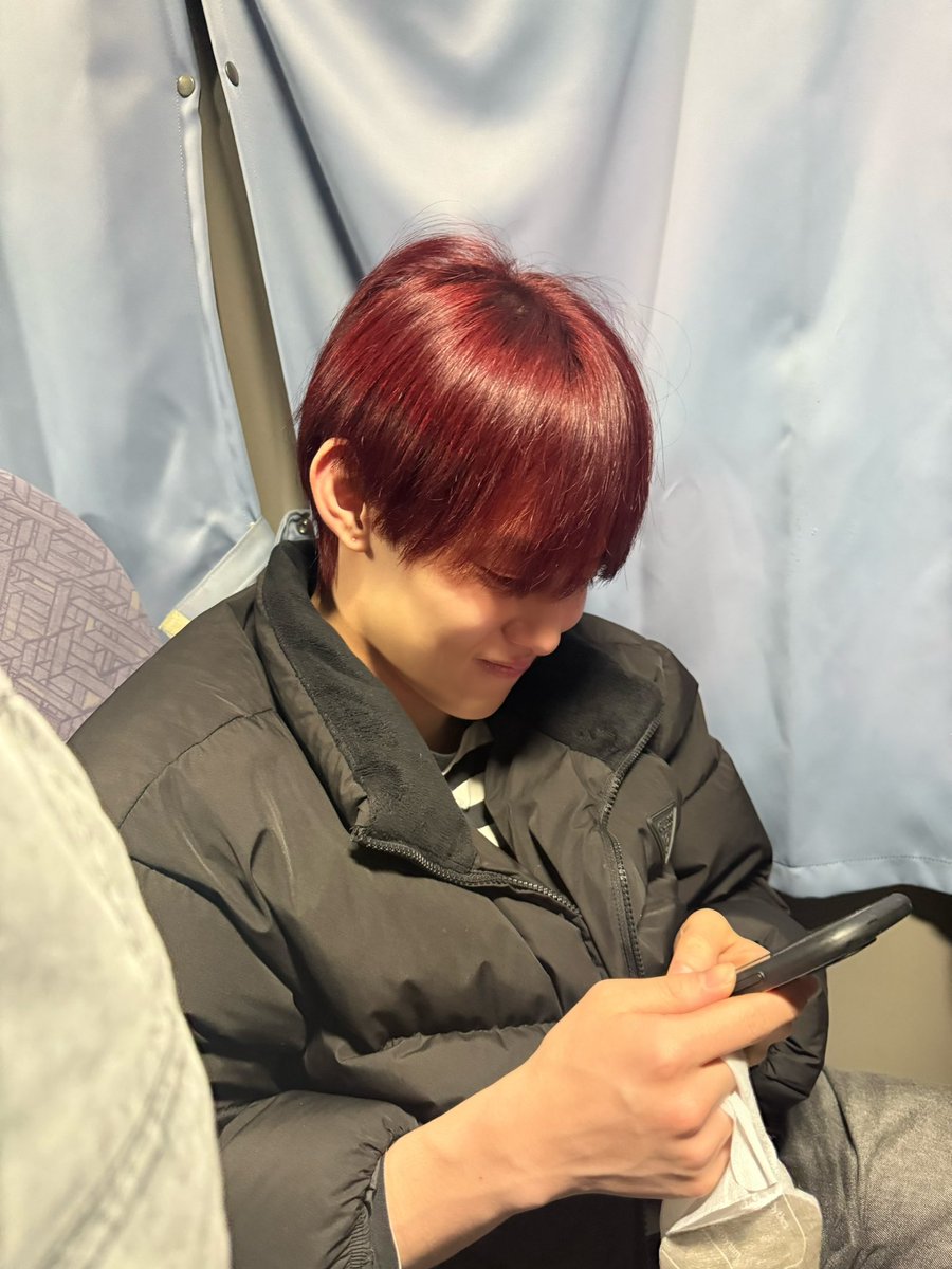 カイリ誕生日おめでとう！！🎂🎉

カイリを隠し撮りするのが最近の趣味です。
普段こんなに可愛いですが、カイリがいると本当に心強いです。
いつもありがとう！！😎

目指せポケモンマスター！！⚡️

#今井魁里
#HAPPY_KAIRI_DAY
#TAGRIGHT