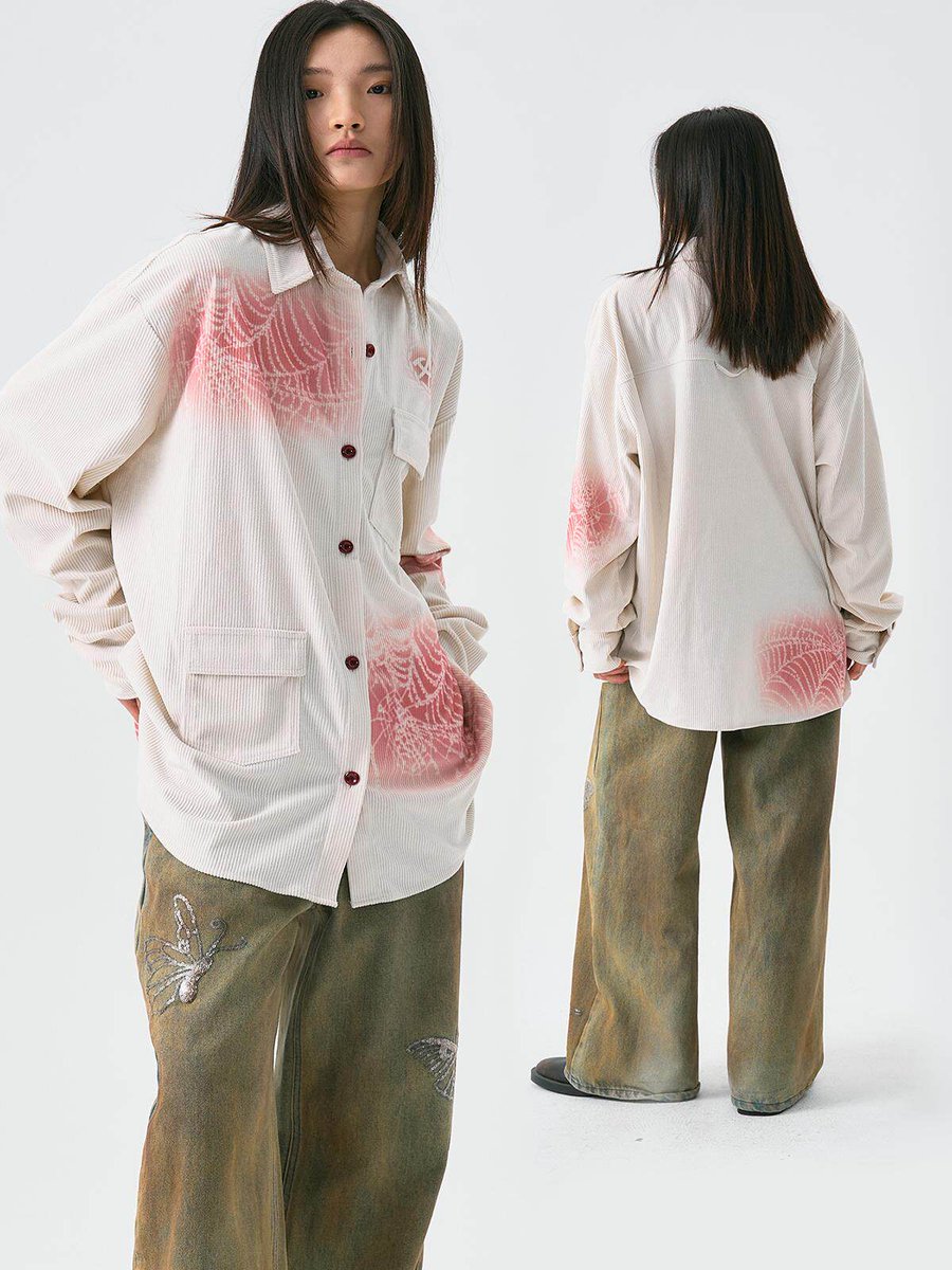 cpctofficial's tweet image. Braid Shirt

Comfortable corduroy fabric; original graphic design. Spray-dye print technique; high-quality wine-red buttons; dual-entry flap pockets.

#CorduroyShirt #GraphicPrint #VintageButton #UtilityPockets #StatementShirt