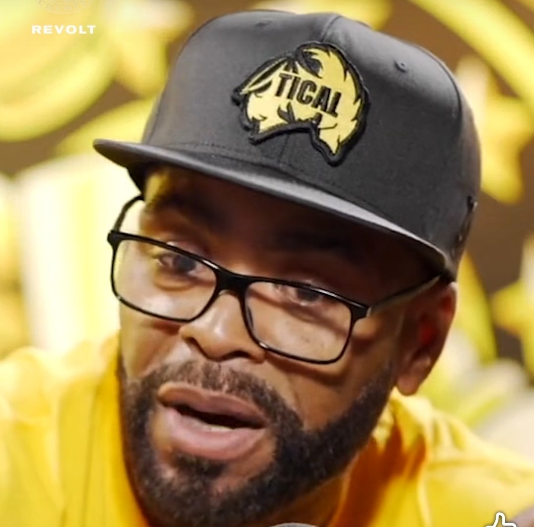 Regisb747's tweet photo. @methodman please let me know where I can purchase this hat..... I have been searching everywhere, and I cant find it..... https://t.co/3BC1etTs7x