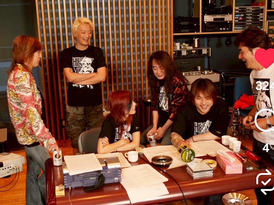 Pukapyu's tweet photo. 七瀬ちゃんのインスタからいだいたた思い出写真🥹

#真矢
#相川七瀬
#CRAZYCOOLJOE
#PATA
#MartyFriedman
#Natchin
#織田哲郎
#岡野ハジメ
#DIE
#777の日2015
#相川七瀬台湾公演
#アルバムレコーディング https://t.co/z3IaVy8ouI