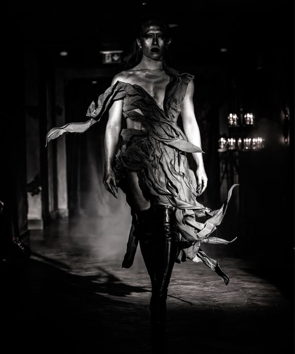 Drag Crave tweet media