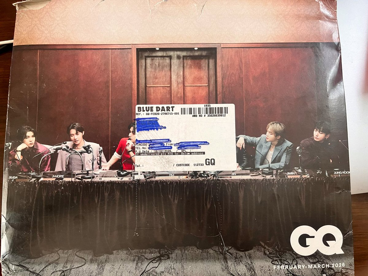 cypherank13's tweet photo. Expectation vs. Reality 

(Lost RM, Jin, &amp; half of V) 🥺

#bts https://t.co/93EWO0HDRM