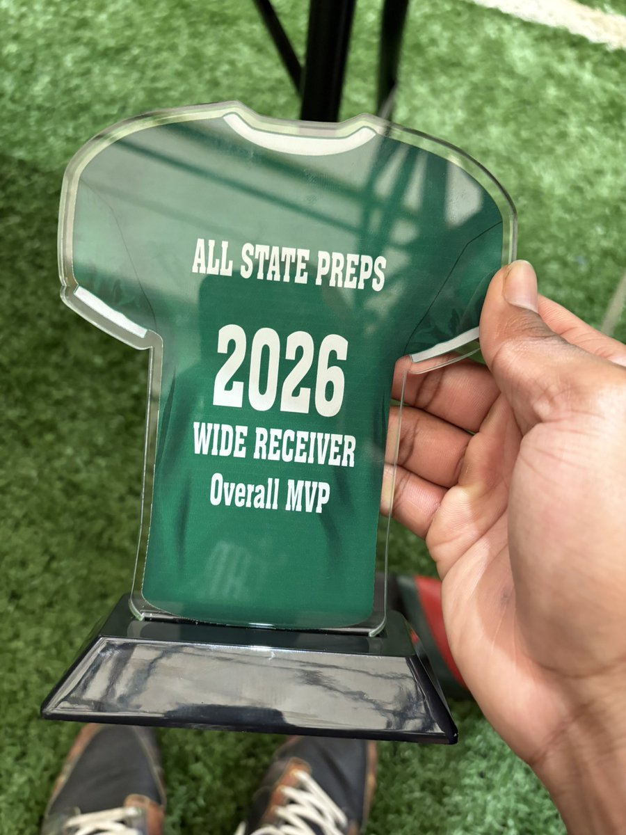 Eisa Nealy tweet media