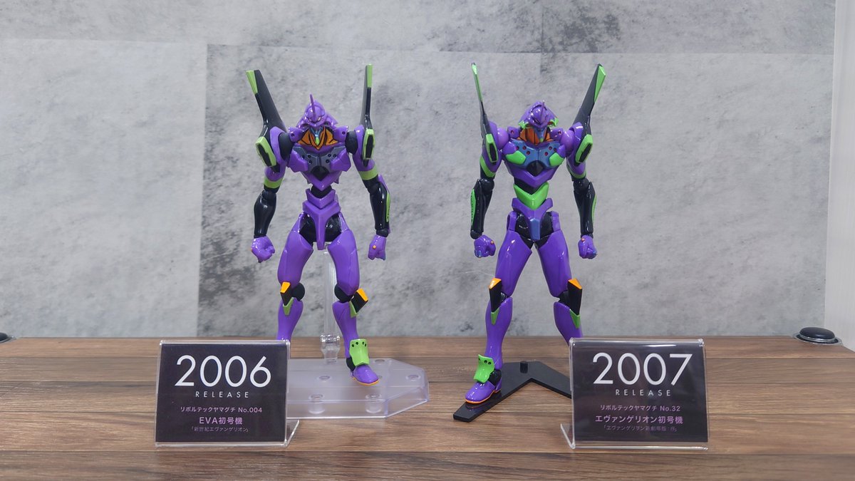 海洋堂歴代アクション初号機、展示中！ 1999年、限られた可動域であり