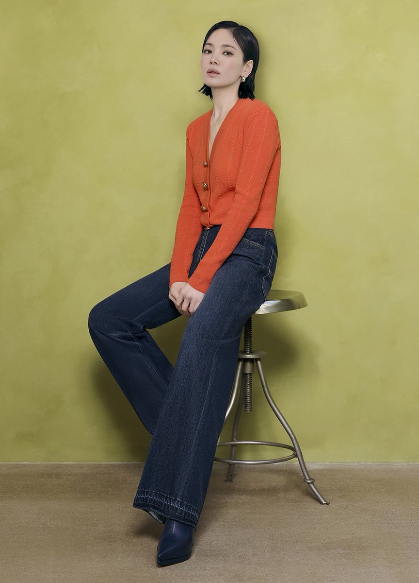 _farah87's tweet image. #SongHyeKyo x #MichaaChannel

© dc shk