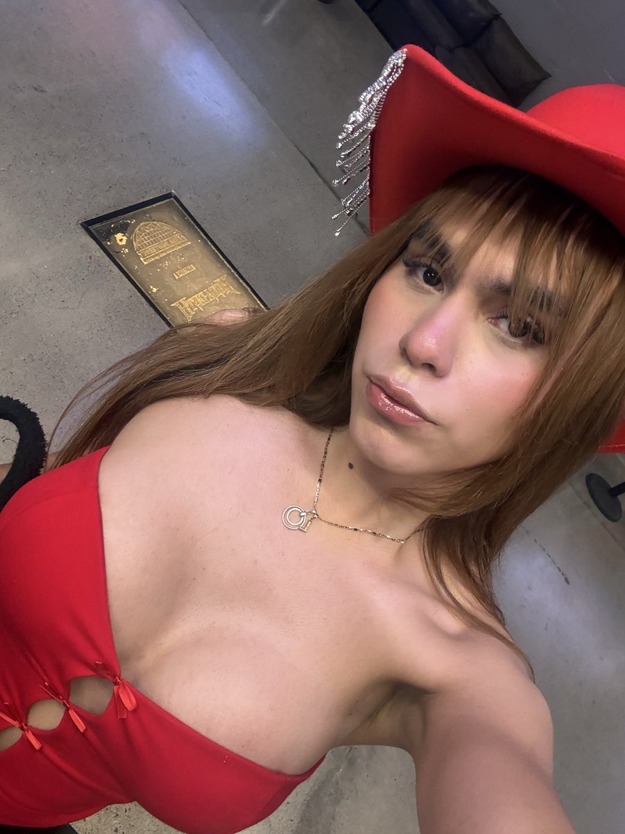 50% off en mi only fans!! Vayan a suscribirse y disfruten de mi contenido explícito🤭

onlyfans.com/lexie2003