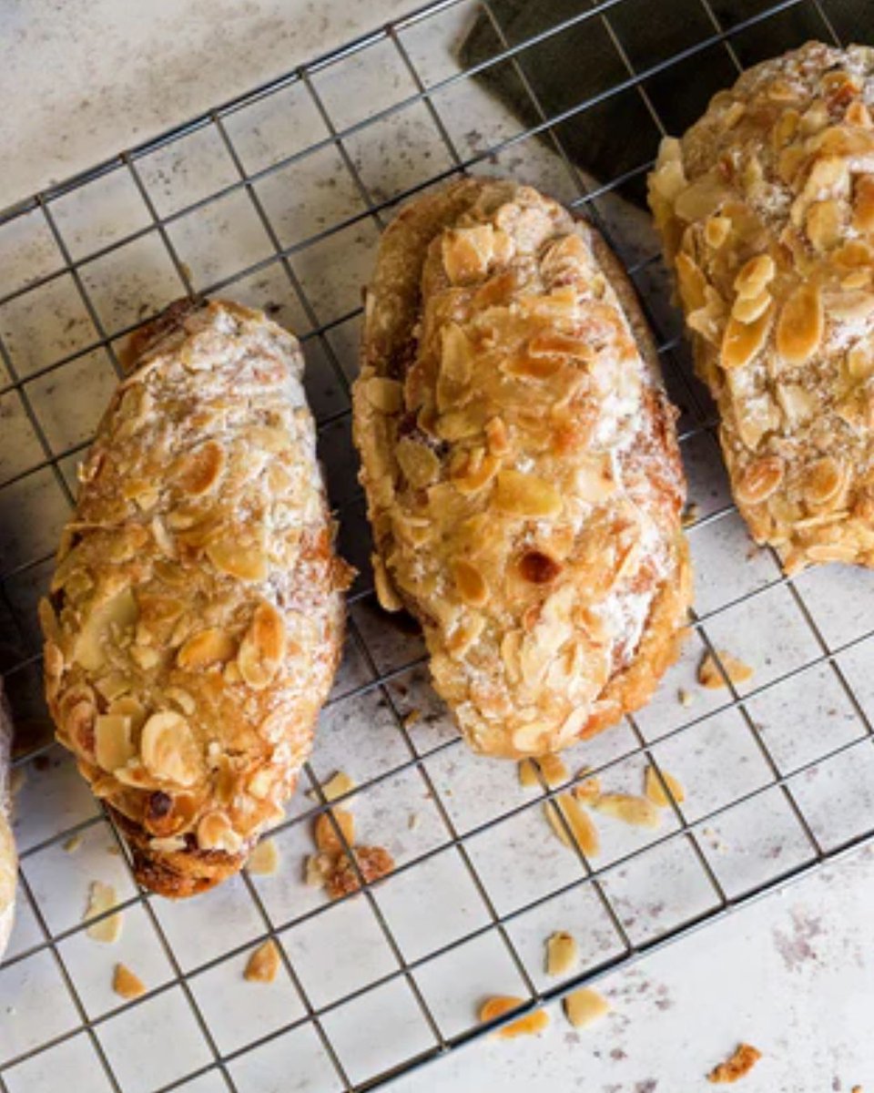Pastry perfection at Project Coffee! 🥐☕

Three classics available now:
- Sourdough Cinnamon Bun
- Hazelnut Pain Au Chocolat
- Almond Croissant

📍 #TadpoleGardenVillage #Swindon