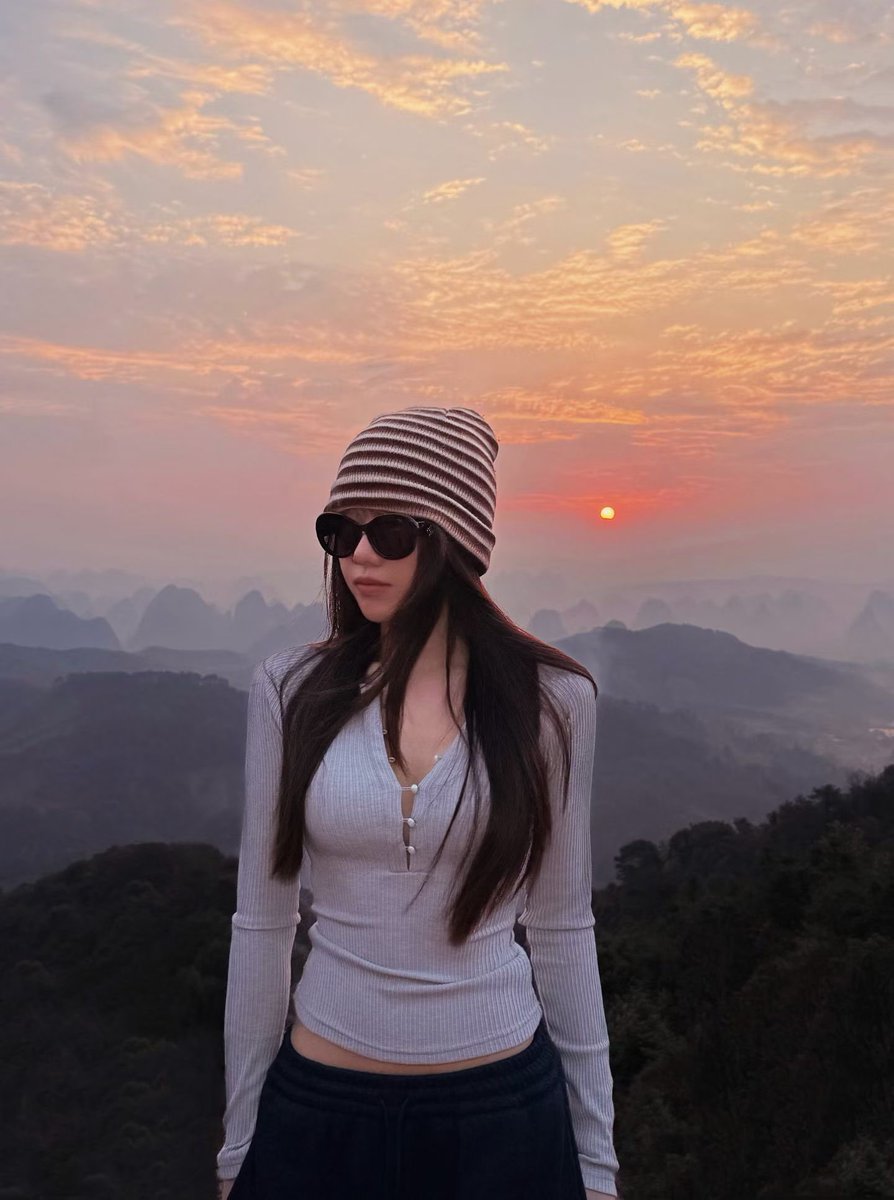 小魔王 tweet media