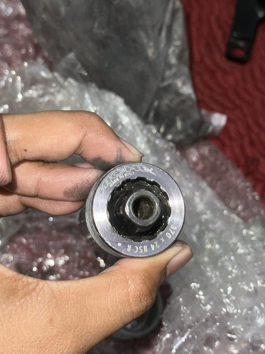 galiansumur tweet media