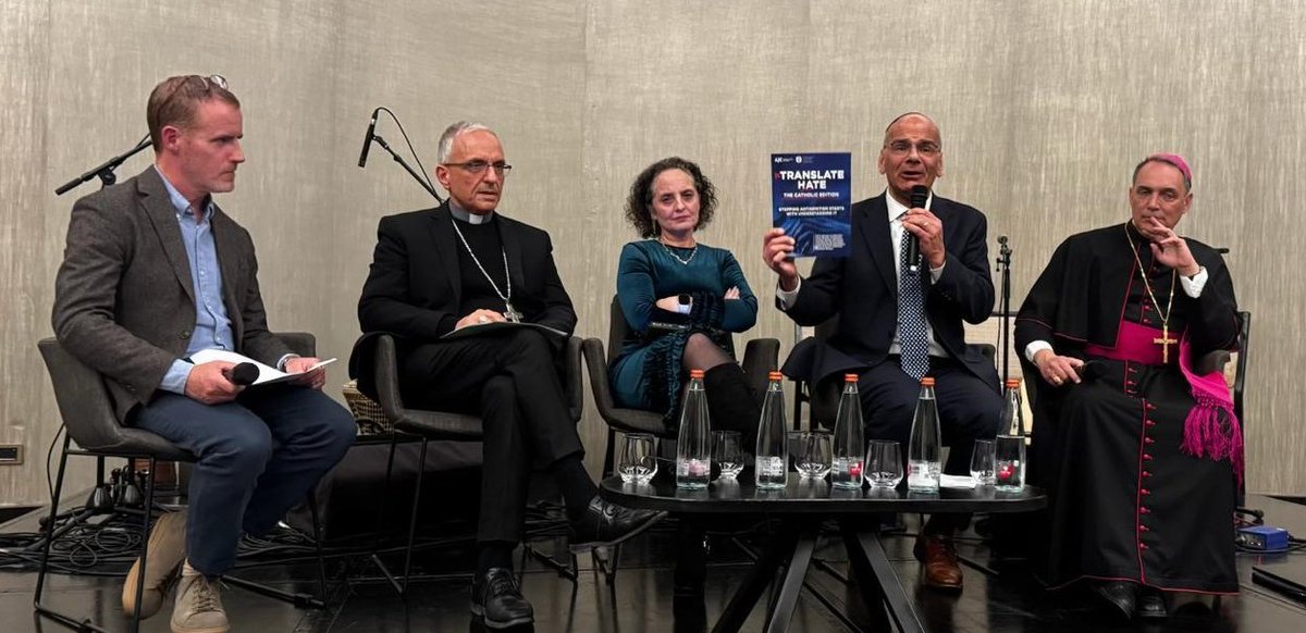 AJC Arabic اللجنة اليهودية الأمريكية tweet media