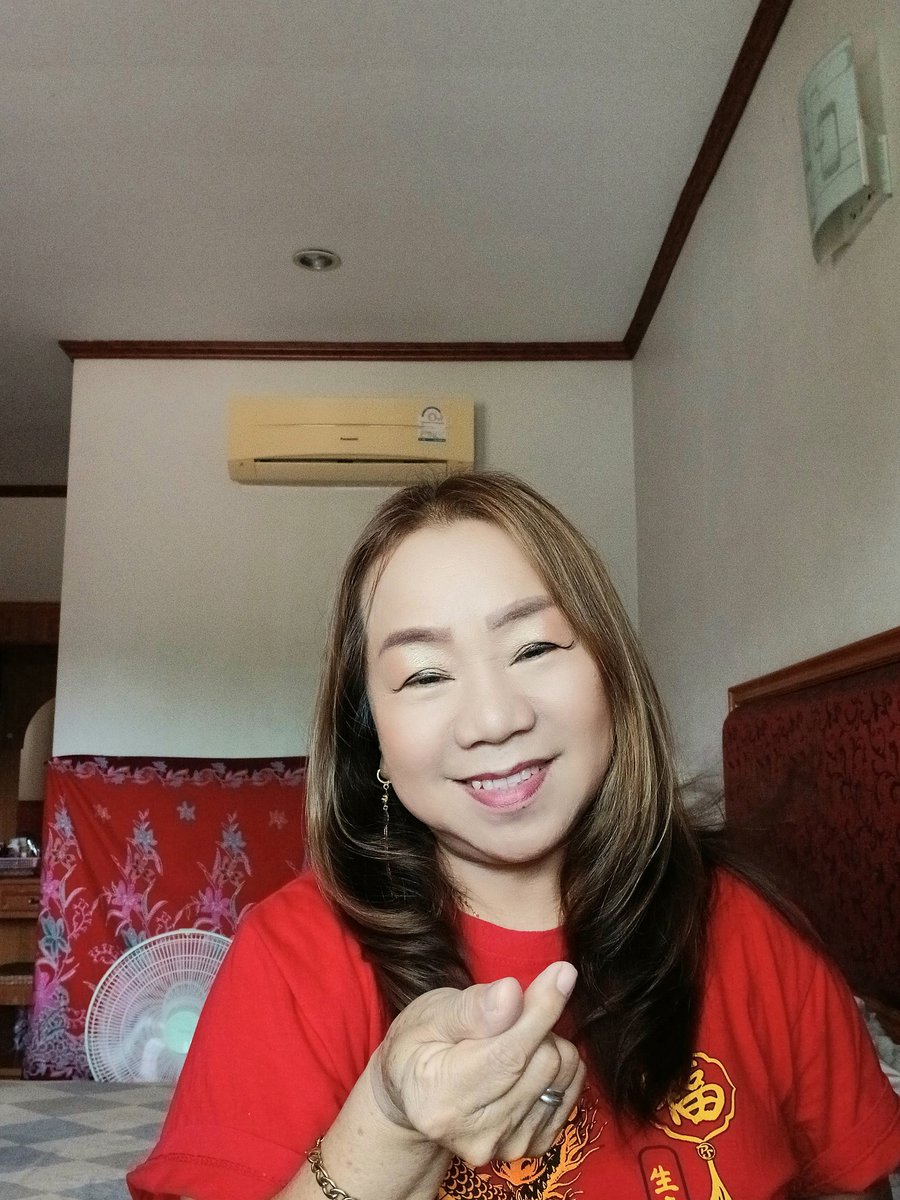 KKongkamsa88450's tweet photo. สนใจอยากนวดทักถามพี่หมอแอนใด้นะค่ะตอนนี้ว่างแล้วคะ ID line k.k1970 ยินดีให้บริการคะ 
#นวดผ่อนคลาย
#นวดแก้อาการ
#นวดออยรีดเส้น https://t.co/G3ZAbzHXjA