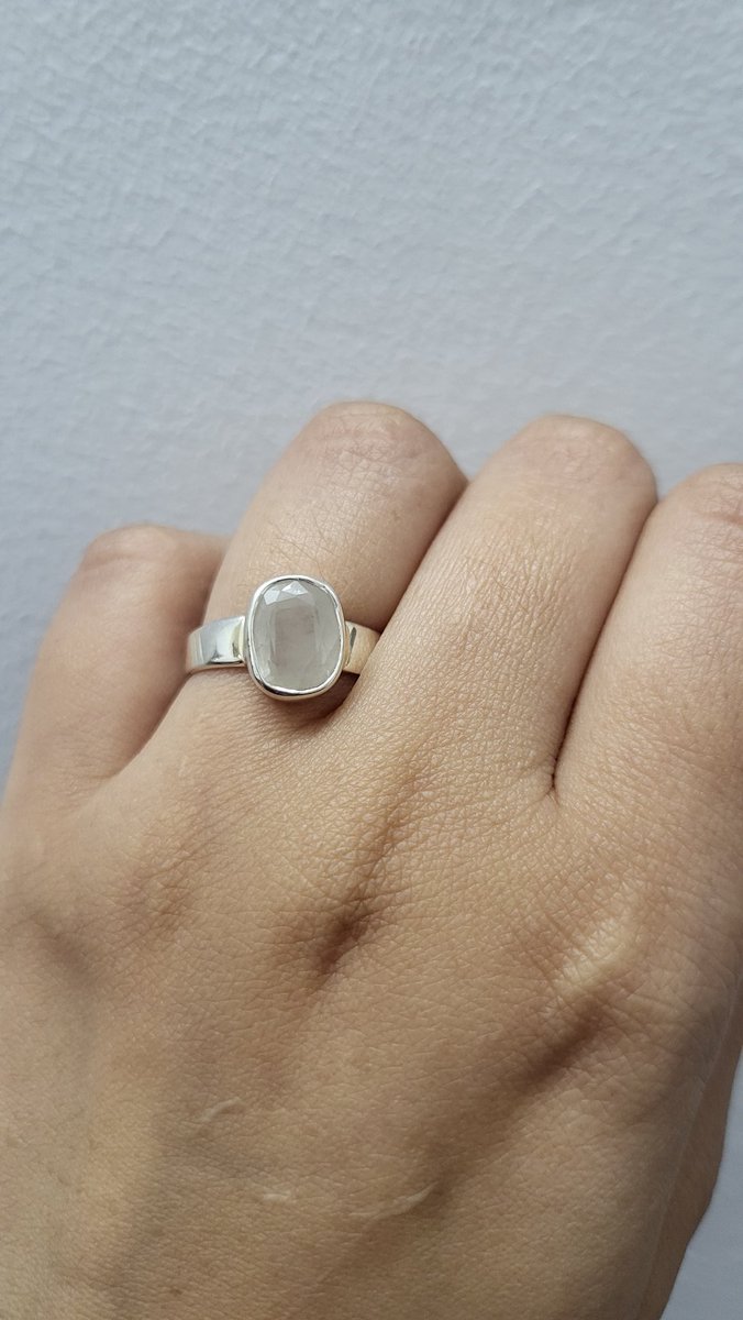 ruledbytwins's tweet image. White Sapphire 💍🤍

💌 DM Order Yours