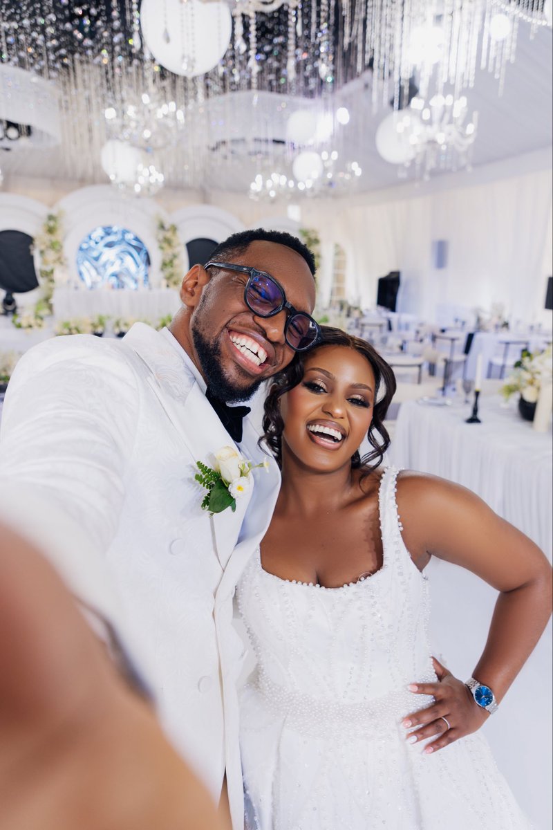 Joy Akatukunda 💫 - Social Media Marketing tweet media