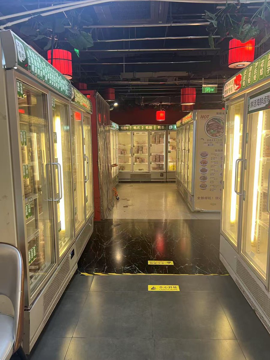 湖畔竞走🏃♂️➡️ tweet media