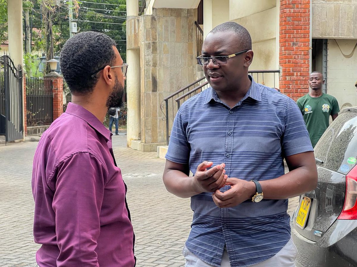 COIN-10 paid a courtesy on Mombasa County Commissioner Mohamed N. Hassan &amp; a courtesy call on Jeizan Faruk County Secretary of Mombasa County separately, before proceeding to a productive public engagement on the 10-point agenda’s implementation.