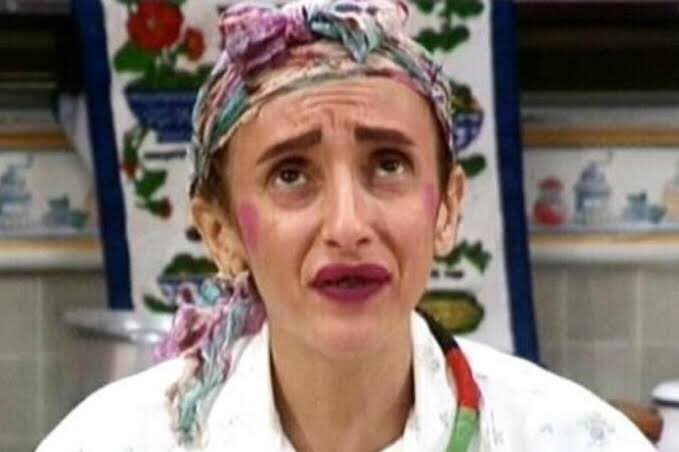 laislovato's tweet photo. tava concentrada no sincerão e do nada minha mãe manda mensagem dizendo que se olhar bem a maxiane lembra a filó eu vou desmaiar #BBB26 https://t.co/p7RdJ2XuEn
