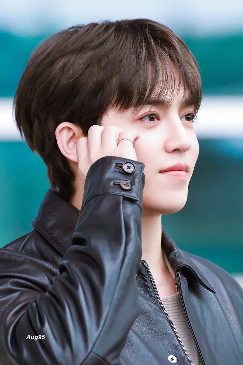 260224 ICN

✈️🇮🇹

#SCOUPSxBOSSFW26
#BeYourOwnBOSS
#MilanFashionWeek
<a href="/pledis_17/">세븐틴(SEVENTEEN)</a>

#세븐틴 #SEVENTEEN #최승철 #승철 #에스쿱스