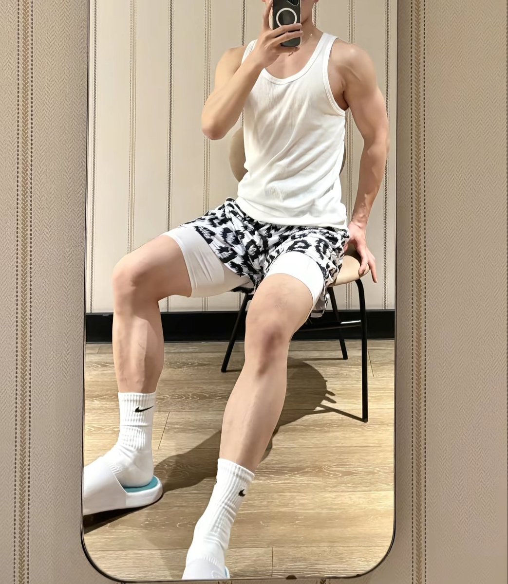 Top你亲爹(训主为奴) tweet media