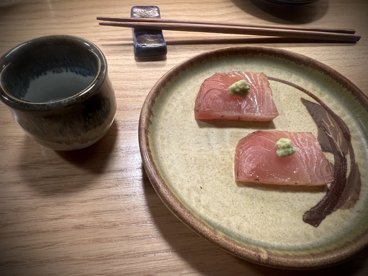 masiosare__'s tweet photo. La maduración de pescado, una técnica japonesa del siglo XIX, desafía la idea de que lo fresco siempre es mejor. https://t.co/xid6aBxLVN