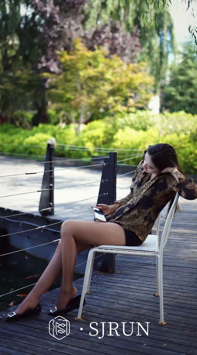 Sjrun汲润丝袜 tweet media