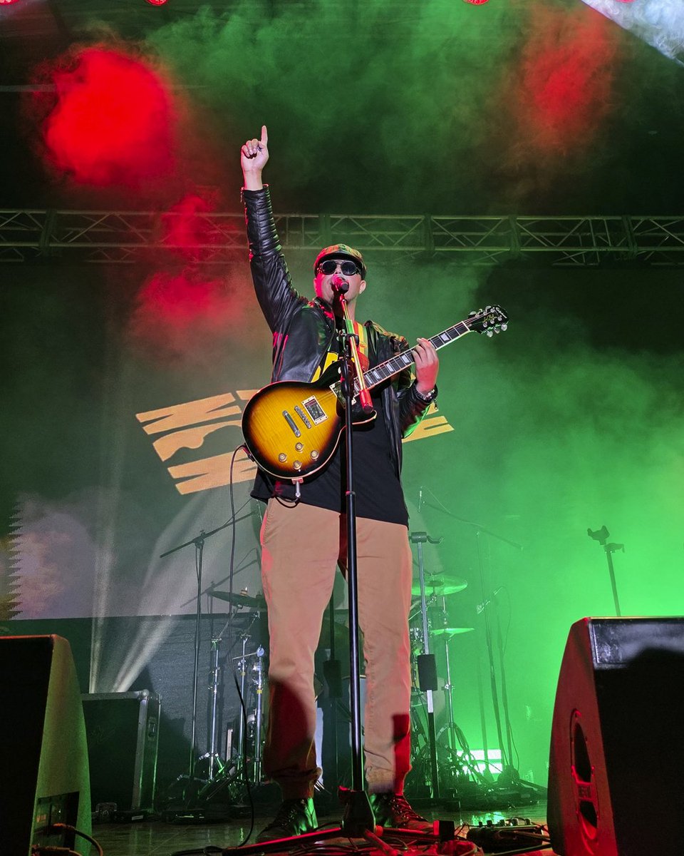 Monkey Roots tweet media