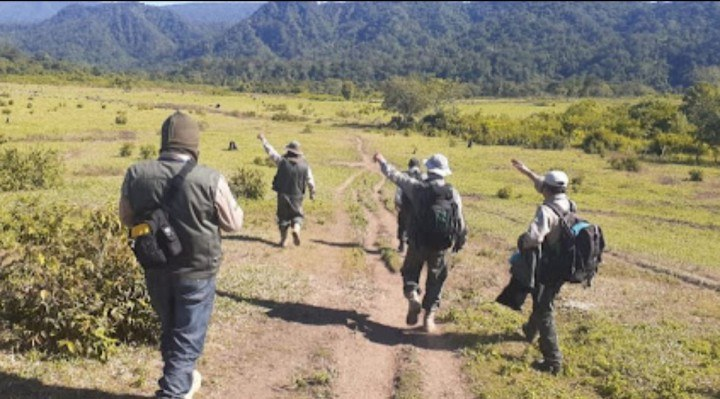 eldiabolivia's tweet photo. Guardaparques rechazan instructivo del Sernap que limita a dar información en https://t.co/mKqVLD6sda. sobre áreas protegidas
https://t.co/vrkU23ckfk
#Guardaparques #Sernap #ÁreasProtegidas
#ElDíaBolivia https://t.co/Tw2mKUmILI