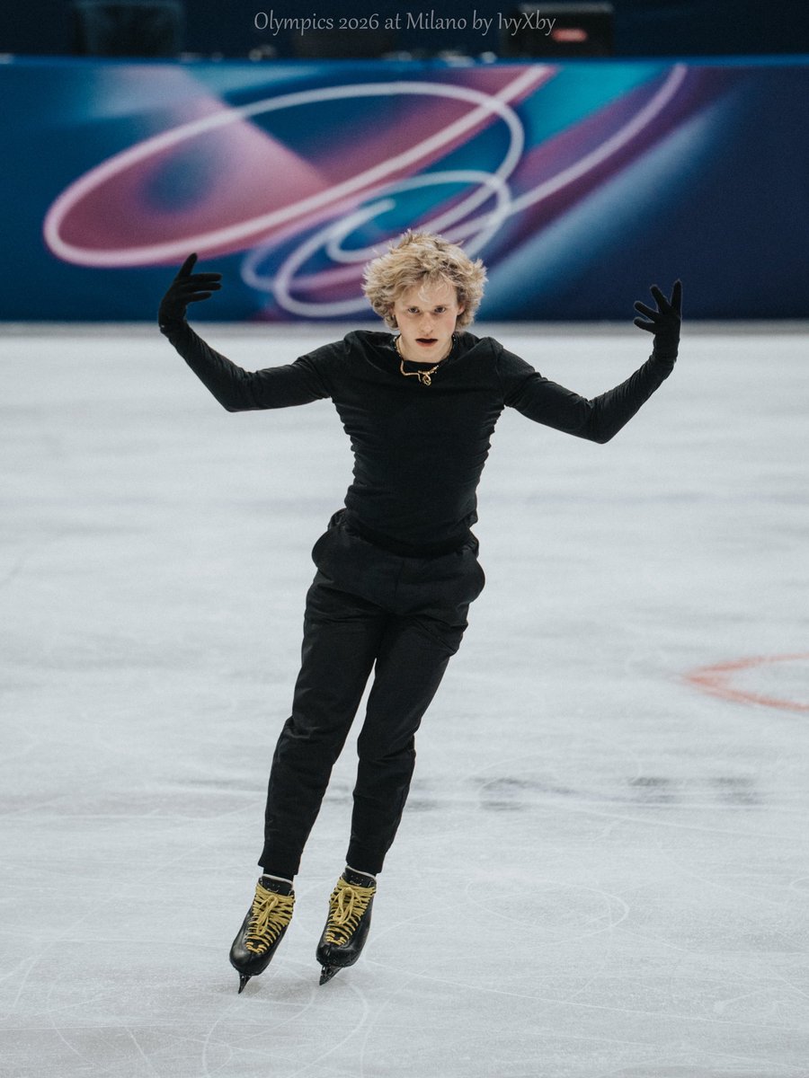 Ilia Malinin

0212 Official Practice

#IliaMalinin 
#MilanoCortinaOlympics2026