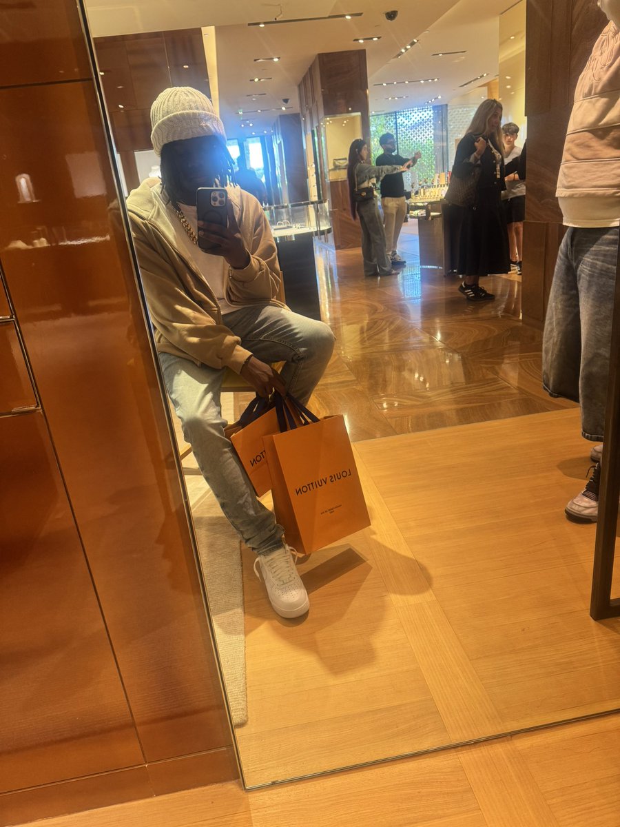 𝙏𝙖𝙧𝙞𝙦 tweet media