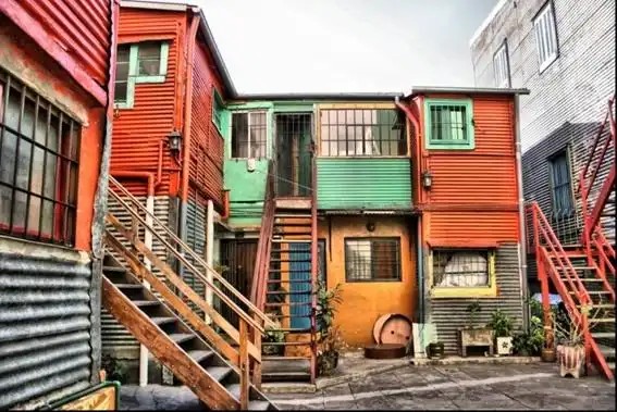 La casa de #GranHermano es un conventillo