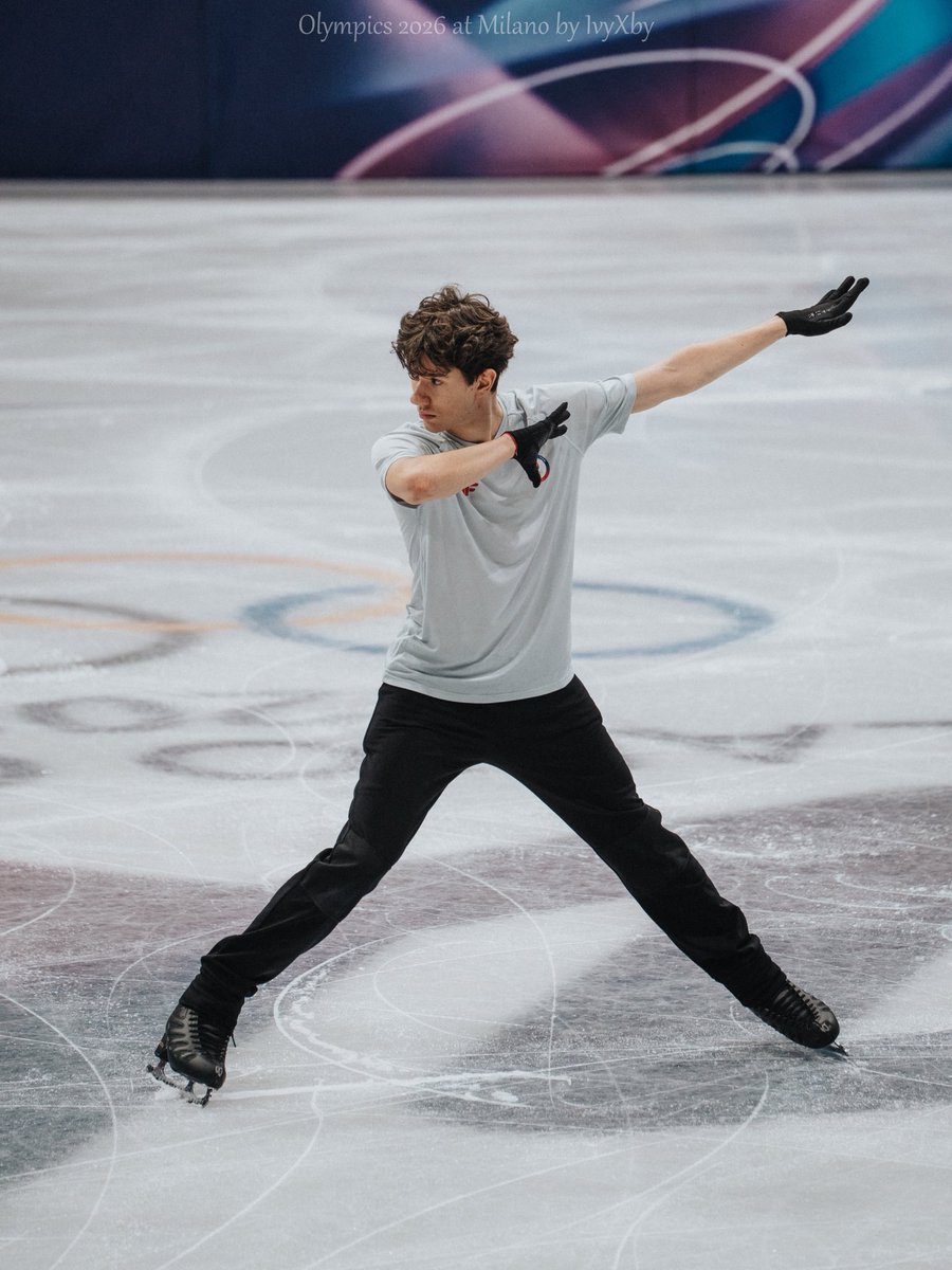 Adam Hagara

0212 Official Practice

#AdamHagara 
#MilanoCortinaOlympics2026