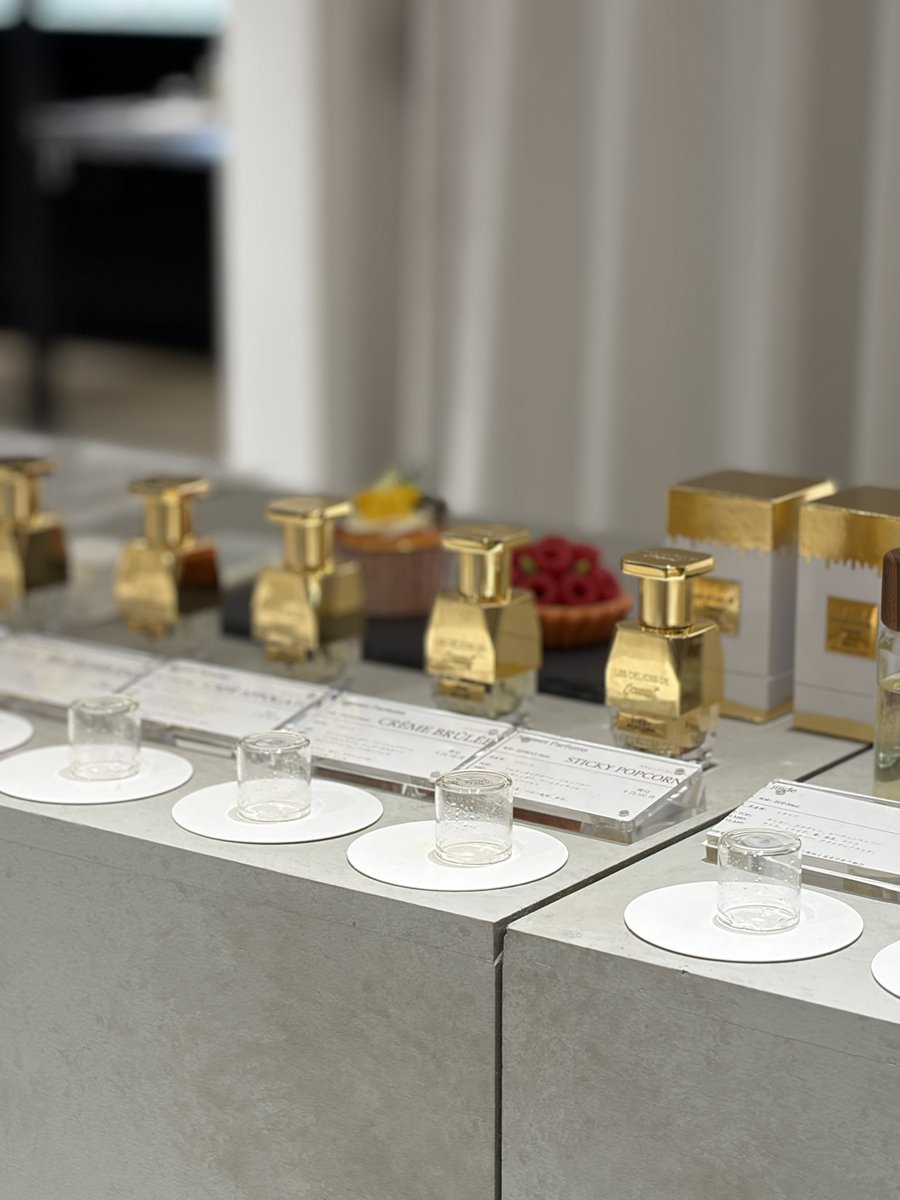 Profecscent tweet media