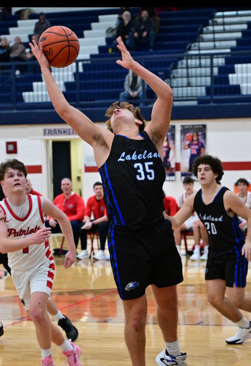 LakelandBball's tweet photo. Lost to a very good WB team 67-42 to end our season.  @AustinPorcasi0 led with 15 and @cc25guard2027 with 8.  But tonight it’s about DP, Wesley, Gav and Landin, Austin and Nate.   Very proud of the opportunity to coach these guys.  They are the definition of perseverance and HOT! https://t.co/yvkQAP2Lzx
