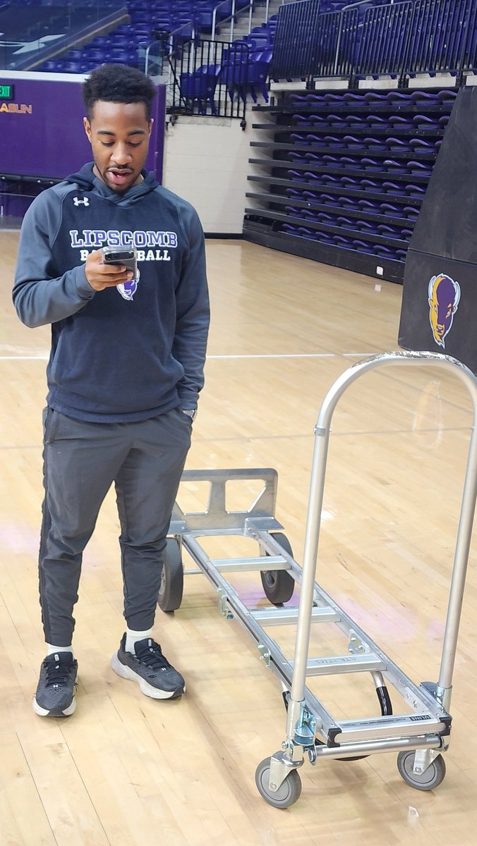 Lipscomb MBB Managers tweet media