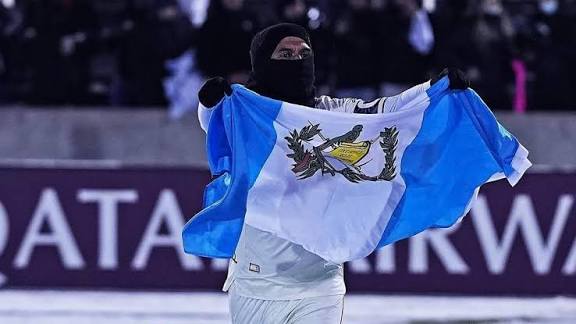 🗓️Un día como hoy...23/02/22
<a href="/CremasOficial/">Comunicaciones FC</a> le ganó (3-4) en penales al <a href="/ColoradoRapids/">Colorado Rapids</a> de la <a href="/MLS/">Major League Soccer</a> y avanzó a los 4tos de final de la <a href="/TheChampions/">Concacaf Champions Cup</a>