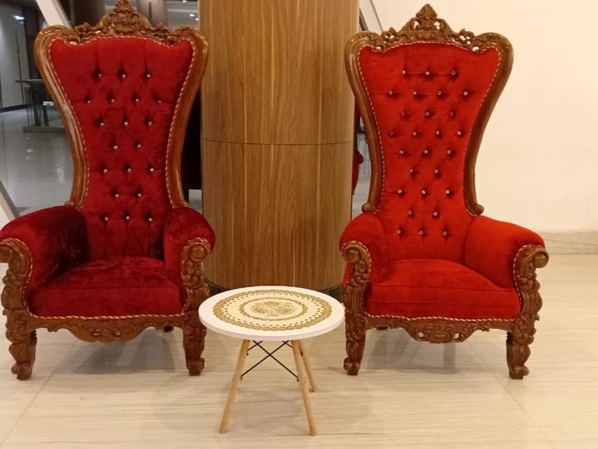 jaya_event's tweet image. Menyewakan Kursi Singgahsana

Kursi singgahsana merah bisa digunakan untuk acara-acara dan lainnya, menyesuaikan dengan keinginan. Untuk penyewaannya, segera hubungi nomer berikut. 
HUBUNGI!

WA.087770701975 (MBA MITA)
api.whatsapp.com/send/?phone=62…

#SewaKursiSinggahsana #Like #llfl