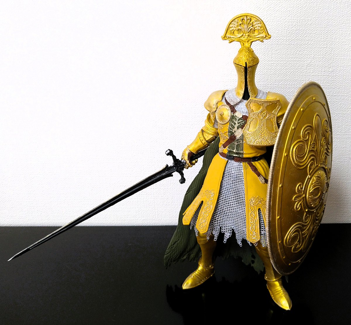 WF2026wで購入したローデイル騎士(原型@harigillyさん)を四苦八苦し