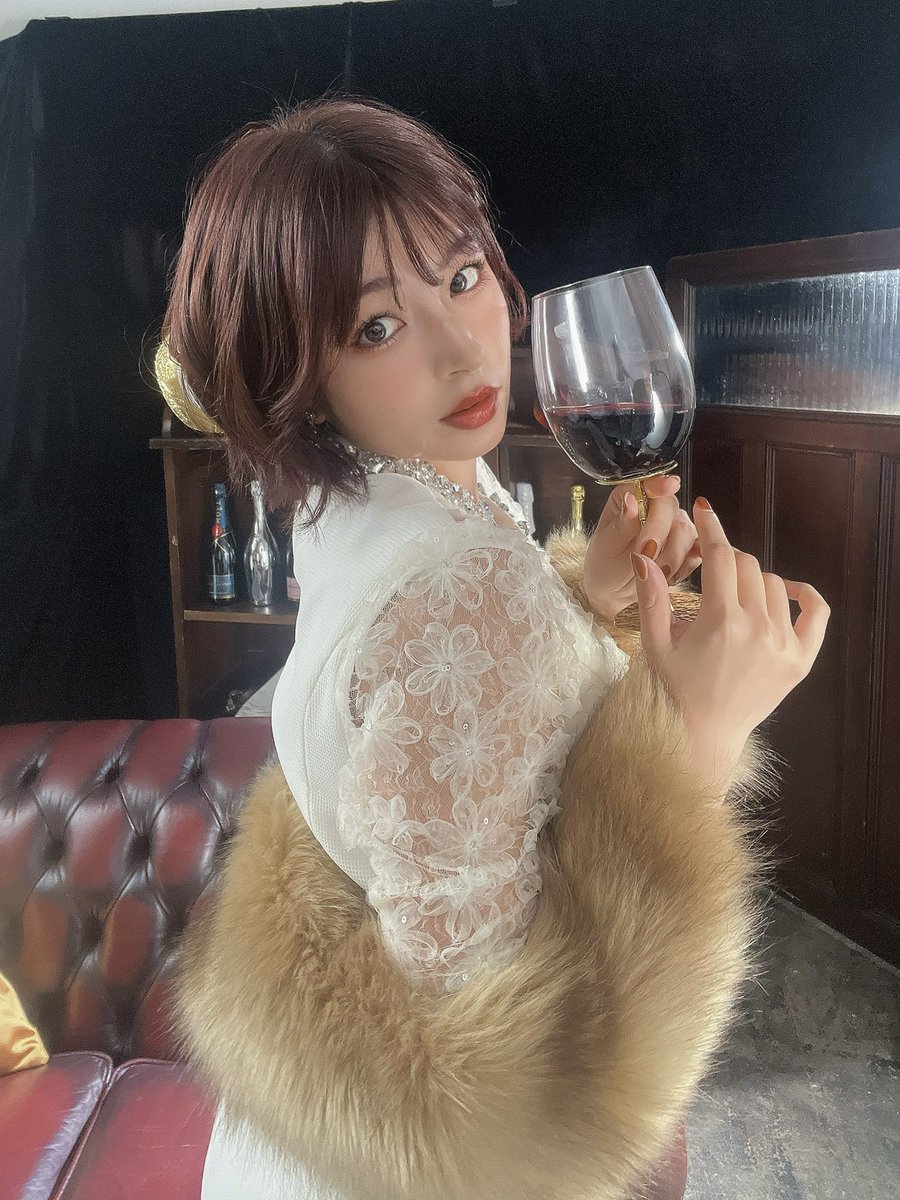 ＼舞台『#黒革の手帖』大阪公演／

日時▶︎3月26〜28日
劇場▶︎扇町ミュージアムキューブCUBE1

山田波子役 / 藤井マリー

《チケット先行予約》(振込)
ticket.corich.jp/apply/440583/3…

《公式サイト》
kurokawanotecho.themedia.jp 

《上演日程》
3/26(木)13:30📷 18:00🎁
3/27(金)13:30🎤 18:00