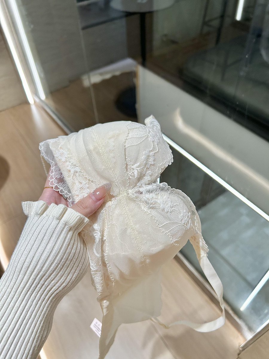 🇨🇦He Mei tweet media