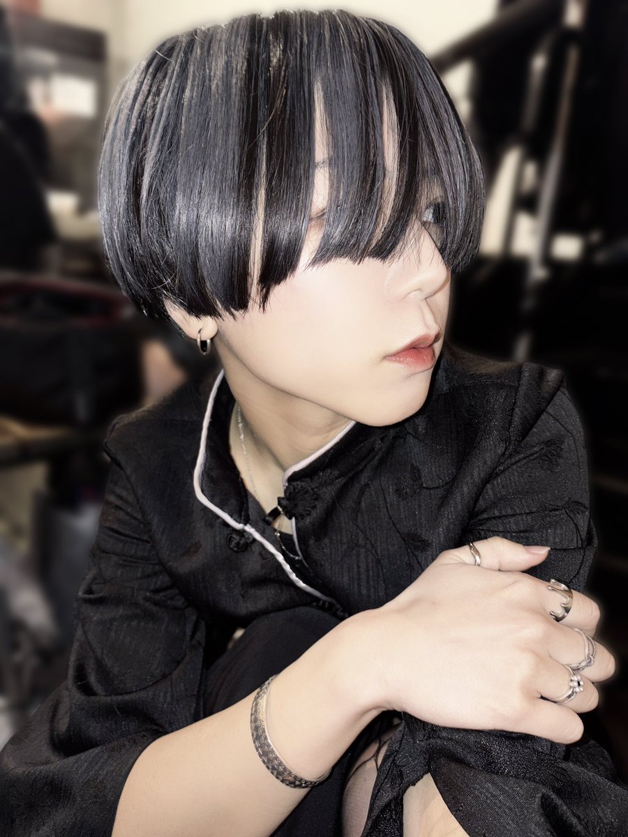 ムラタ・ヒナギク 🌱 始発待ちアンダーグラウンド (@hinagiku_482