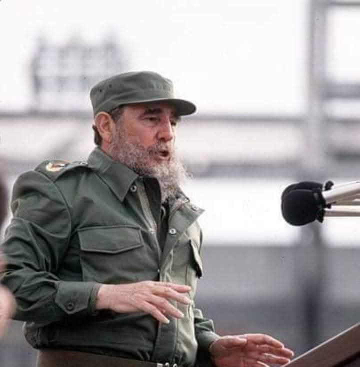 Fidel: "La unidad es nuestro escudo y nuestra fuerza. Frente a cualquier amenaza, el pueblo cubano se erige como una muralla inquebrantable. Juntos defendemos esta Revolución, juntos construimos el futuro.
¡Unidos, jamás seremos vencidos!"
#LatiendoConFidel <a href="/AlfreMene37409/">Alfre Menendez</a>