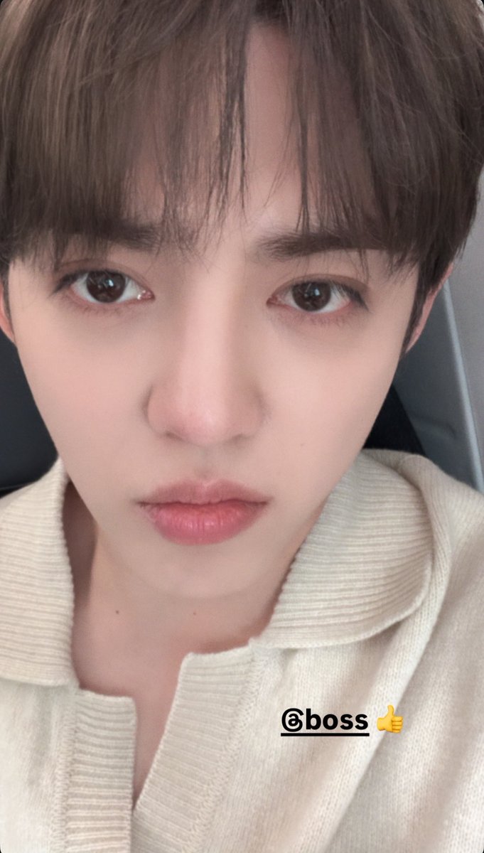 cherry_onx's tweet photo. ㅁㅊ 지금 22년도 달링 에스쿱스가 왔잖아 https://t.co/97iCsrzoZg